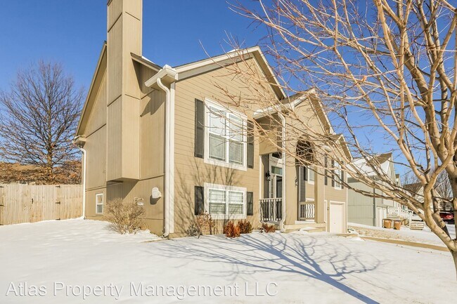 Foto del edificio - 3 br, 2.5 bath House - 212 North Highland ...