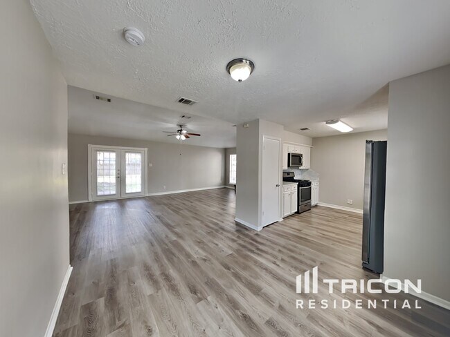 Building Photo - 23827 Beaverwood Drive Spring TX