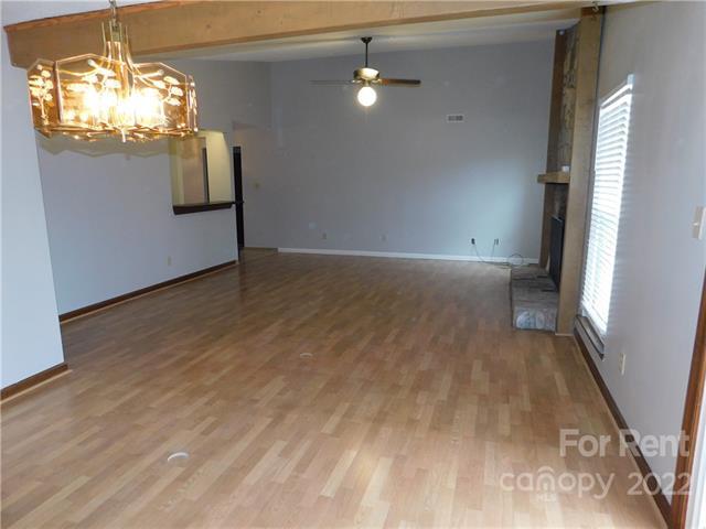 Building Photo - 3650 Sweetgrass Ln
