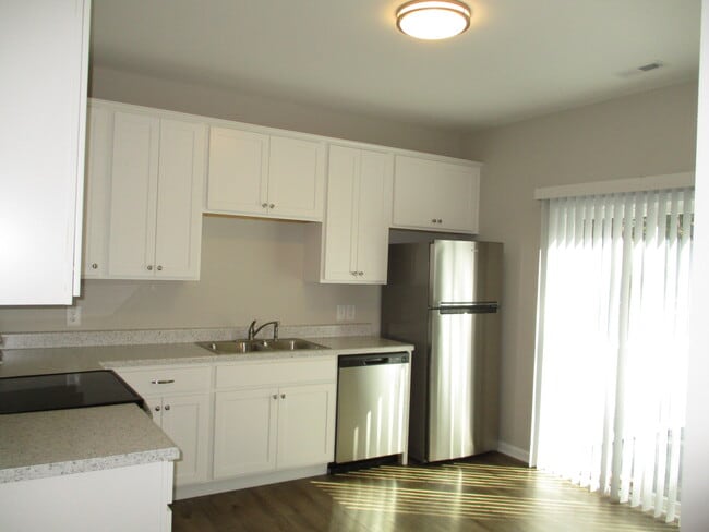 Building Photo - 91 Cunningham Rd