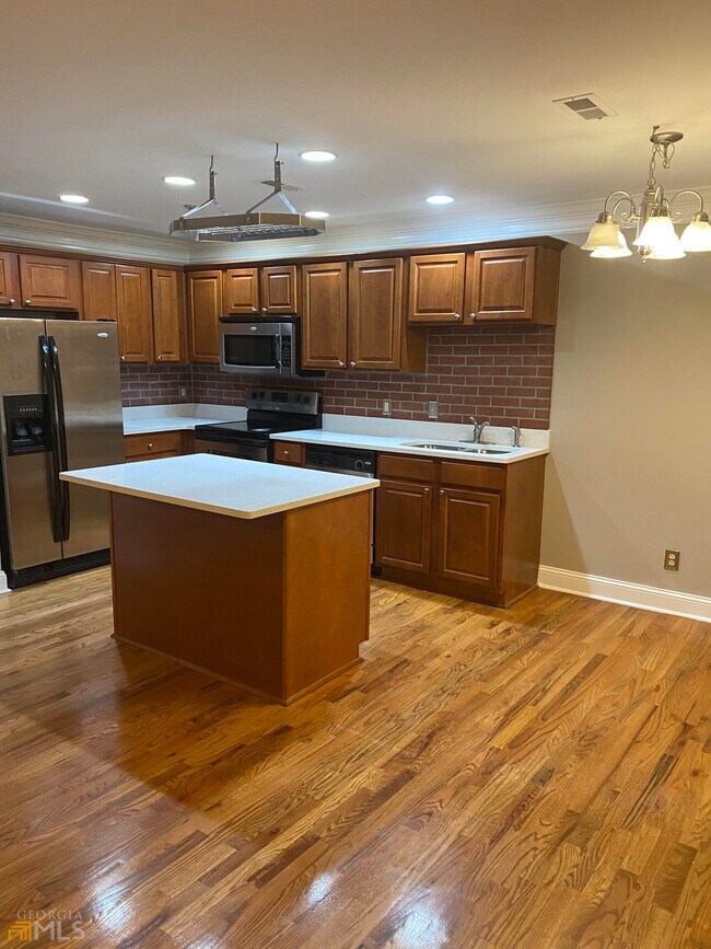 Foto del edificio - 307 Madison Ct