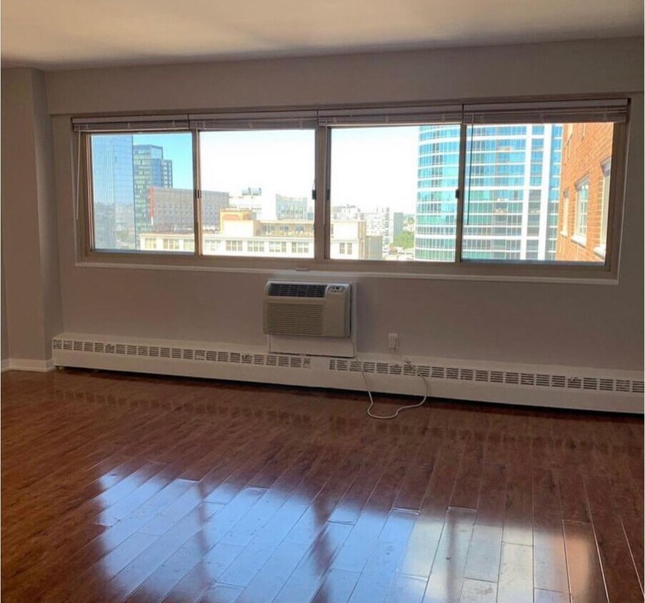 Foto principal - 2101 Chestnut St