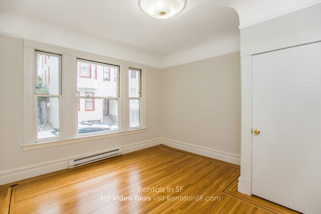 Foto del edificio - 1651 Grant Ave