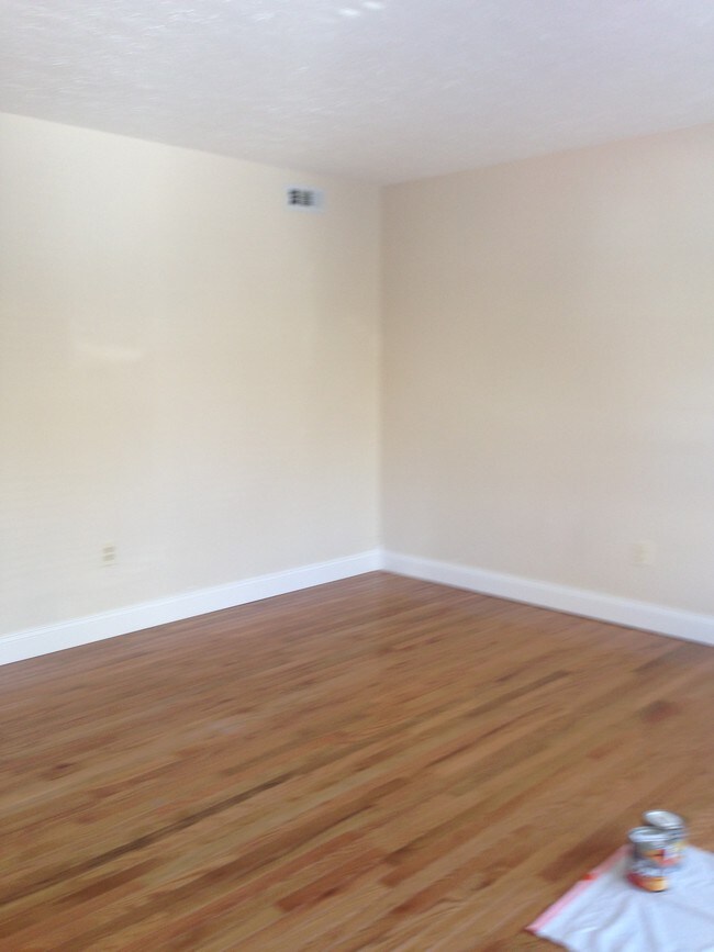 Foto del edificio - 102 Berry Ln