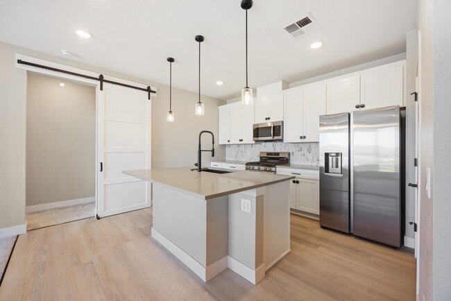 Building Photo - 16841 Askins Lp