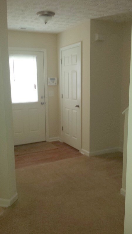 Building Photo - 2420 Piering Dr