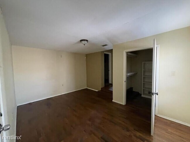 Building Photo - 3 br, 2 bath House - 305 S 4th St