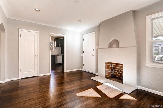 Photo - Beautiful Brick Bungalow near Denver Zoo a... House