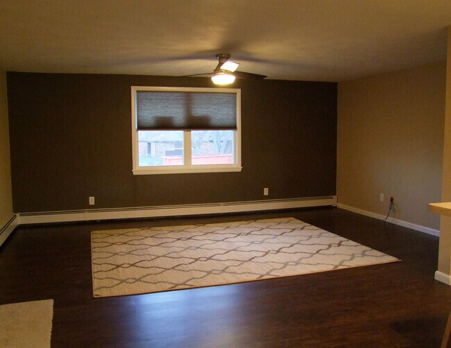 open living room - 407 N Morgan St