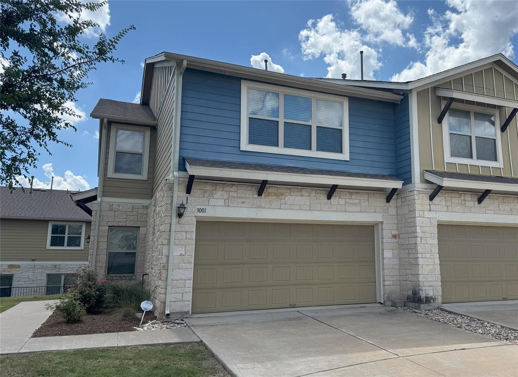 Foto principal - 1620 Bryant Dr