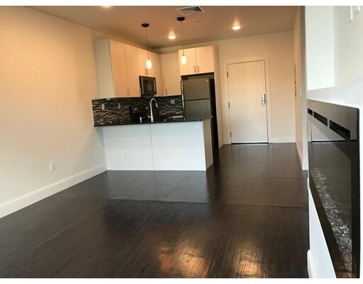 Foto del edificio - 31 S Main St