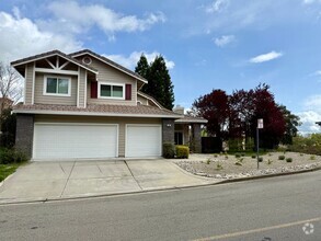 Building Photo - 600 Bourne Ct