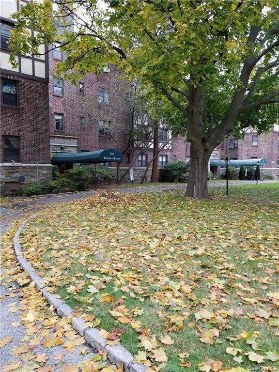 Foto del edificio - 110 Stonelea Pl