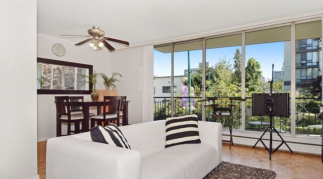 Building Photo - Crestview Terrace