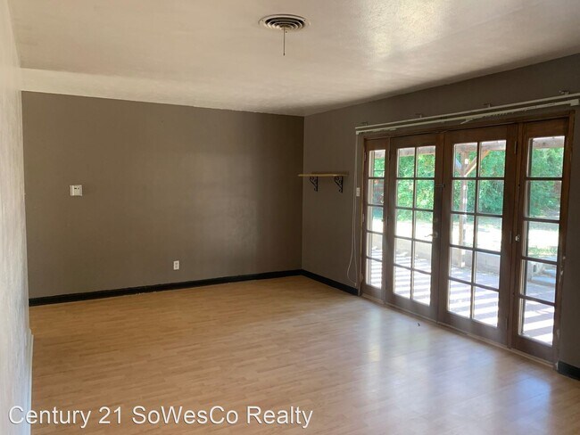 Building Photo - 3 br, 2 bath House - 4008 Country Club Drive