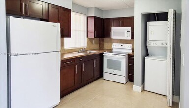 Building Photo - 6195 NW 186th St