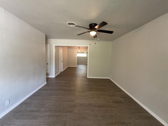 Foto del edificio - 3316 Shorewood Dr