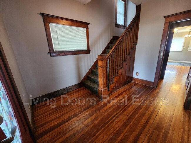 Foto del edificio - 837 Peach St
