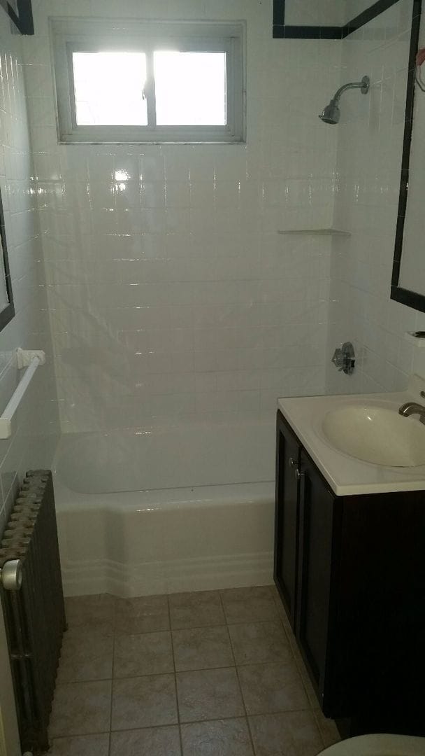 Building Photo - Amazing two bedroom