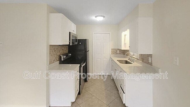 Foto del edificio - 1604 8th Ave W
