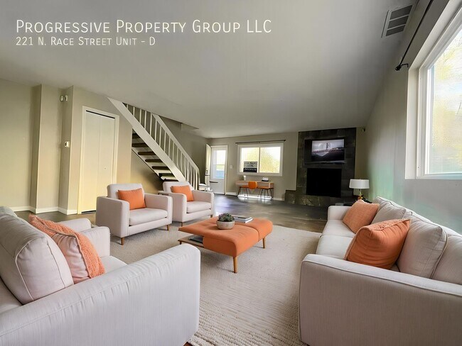 Photo - 219 N Race St Apartment