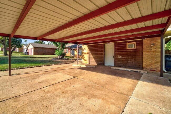 Foto del edificio - 3 bed 2 bath home!