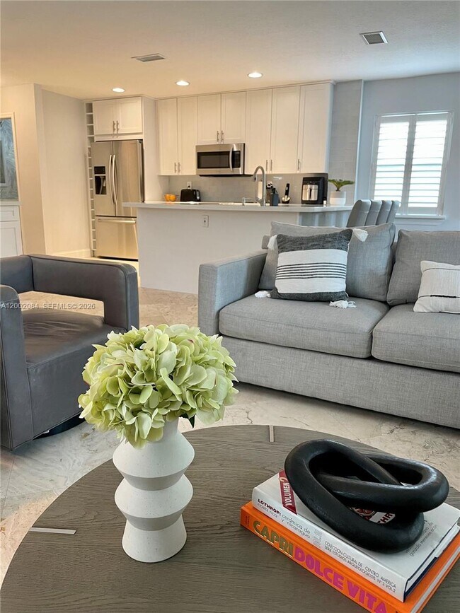 Foto del edificio - 3081 Matilda St