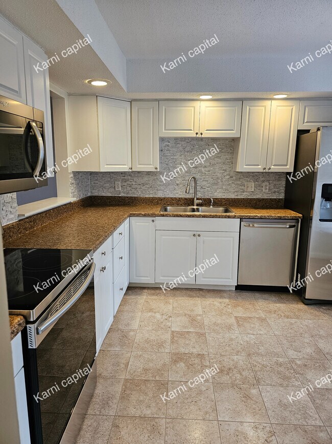Foto del edificio - 8709 Olde Colony Trl