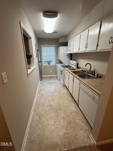 Foto del edificio - 109 Scott Ln