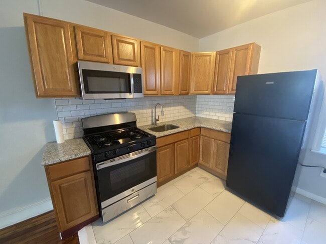 Photo - 1611 Woodlynne Ave House