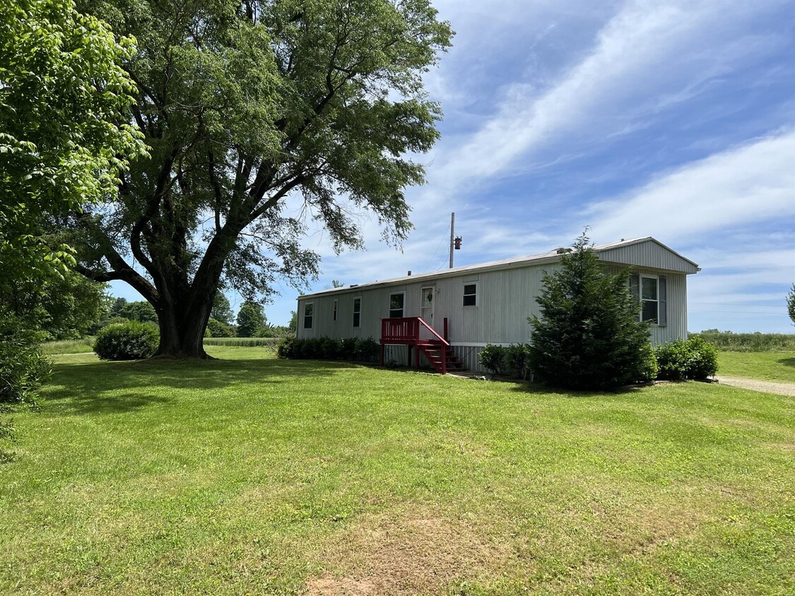 1513 Big Pond Rd, Trenton, KY 42286 House Rental in Trenton, KY