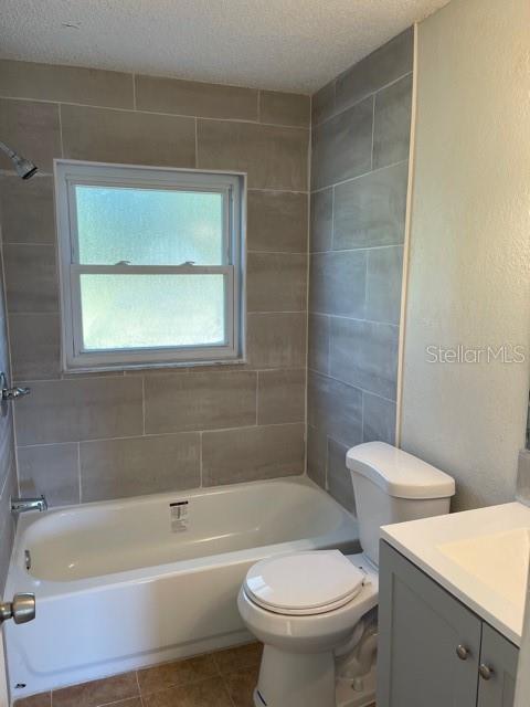 Foto del edificio - 7986 Aden Loop