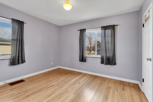 Building Photo - 1625 S Humboldt St