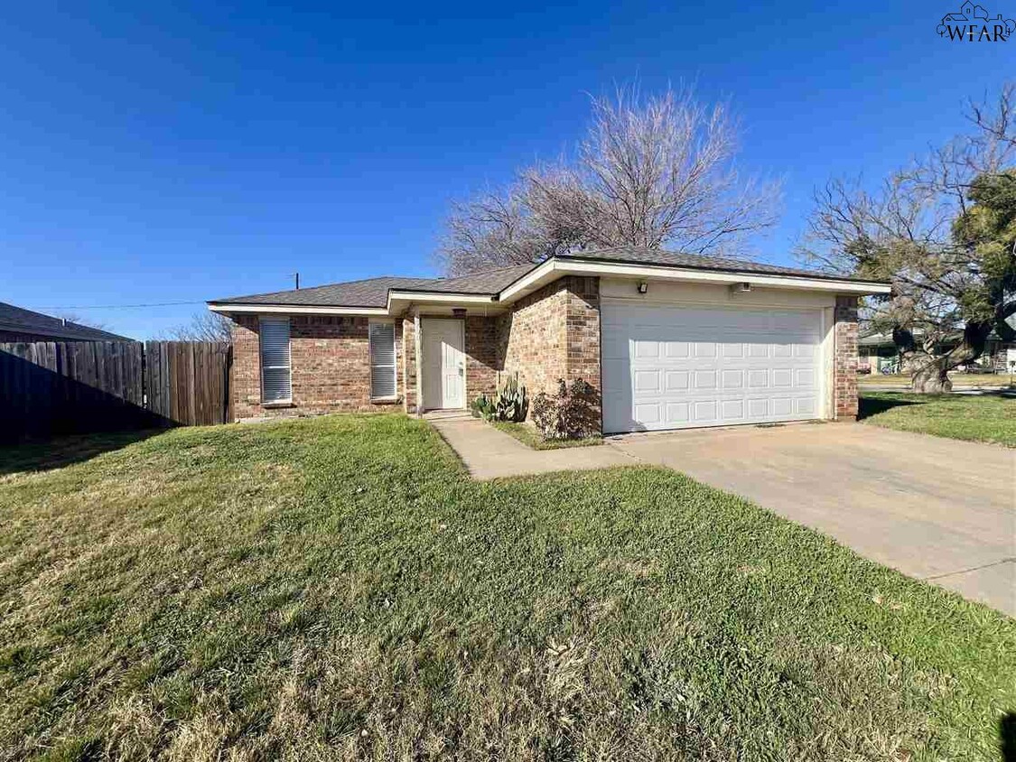 Foto principal - 2700 Boulder Dr