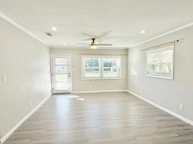 Foto del edificio - 1804 Doctor M.L.K. Jr Dr