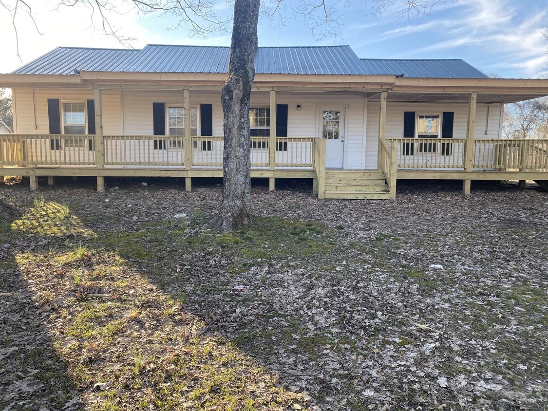 2475 Windrow Rd, Brownsville, TN 38012 House Rental in Brownsville
