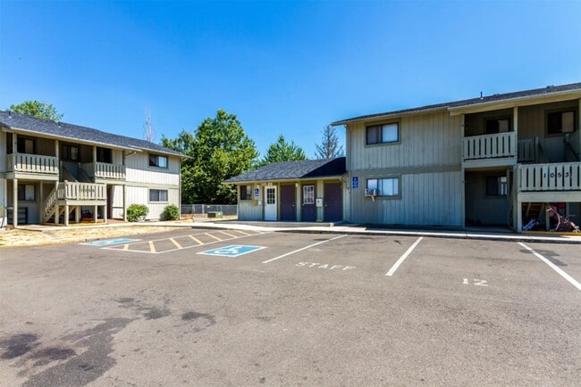 Foto del edificio - 1051 E Central Ave