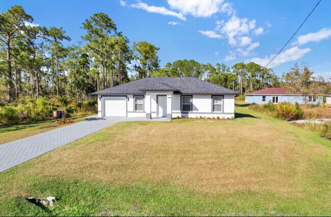 Foto del edificio - 1949 Quintero Ln