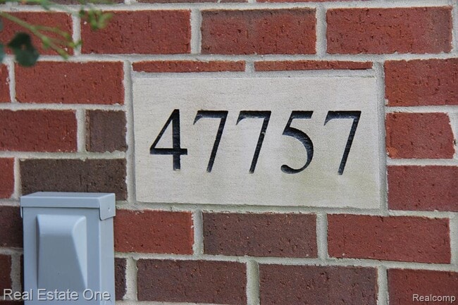 Building Photo - 47757 Alden Terrace N