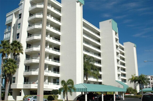 Foto del edificio - 7963 Sailboat Key Blvd S