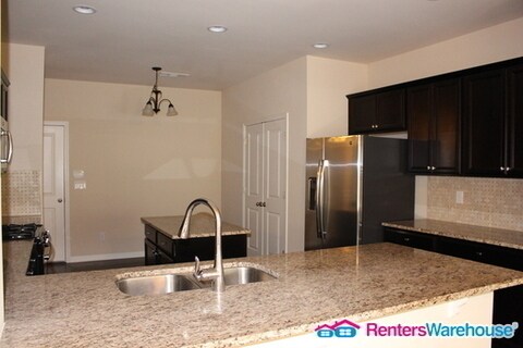 Building Photo - 3144 Cross Creek Dr
