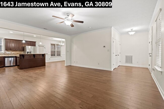 Building Photo - 1643 Jamestown Ave
