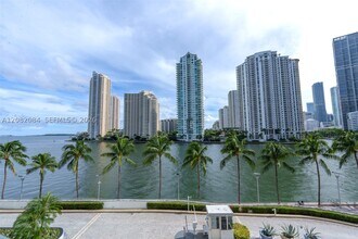 Building Photo - 325 S Biscayne Blvd