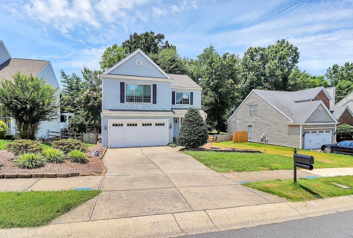 Photo - 5916 Downfield Wood Dr (Charlotte, NC)