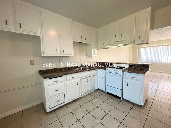 Foto del edificio - 5940 Atlantic Ave
