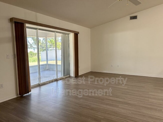 Building Photo - 4260 Cazes Ave