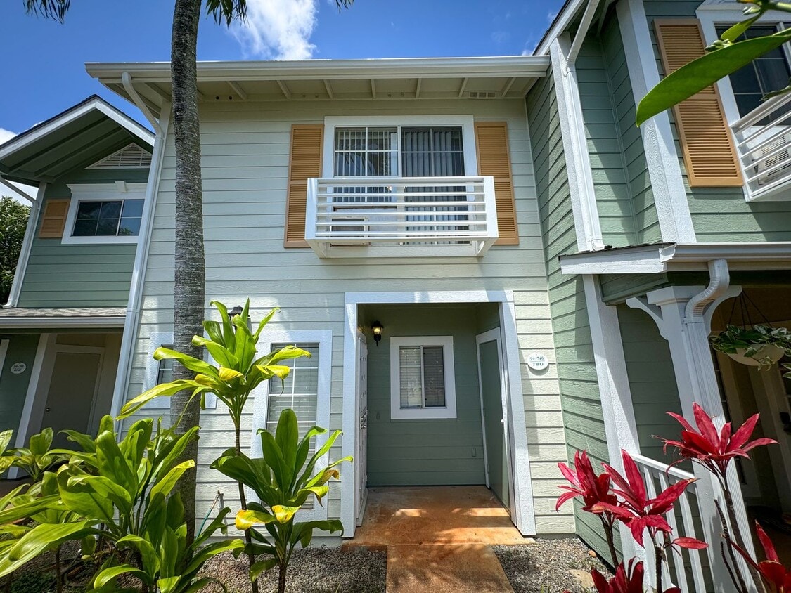 94746746 Lumiauau St, Waipahu, HI 96797 Townhome Rentals in Waipahu