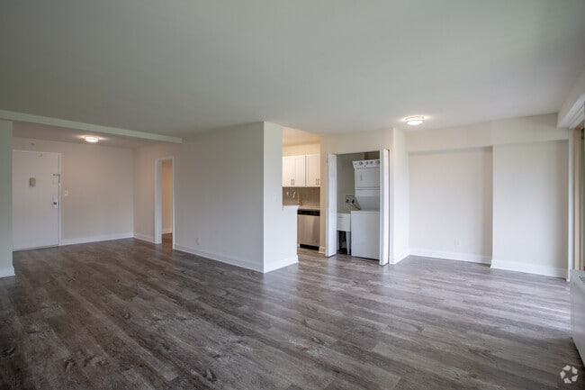 1BR, 1BA - Premier at Cherry Hill