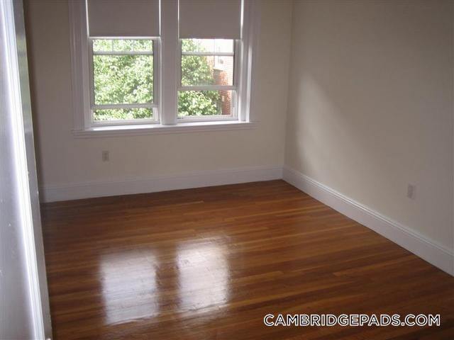 Primary Photo - 20 Chauncy St