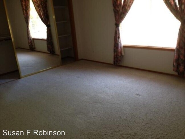 Foto del edificio - 4 br, 3 bath House - 7008 Langley Cyn Road